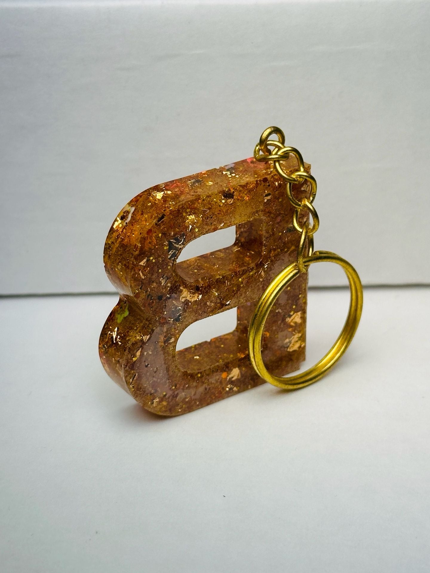 Handmade Resin Initial Letter B Keychain with Gold Flakes and Glitter 3