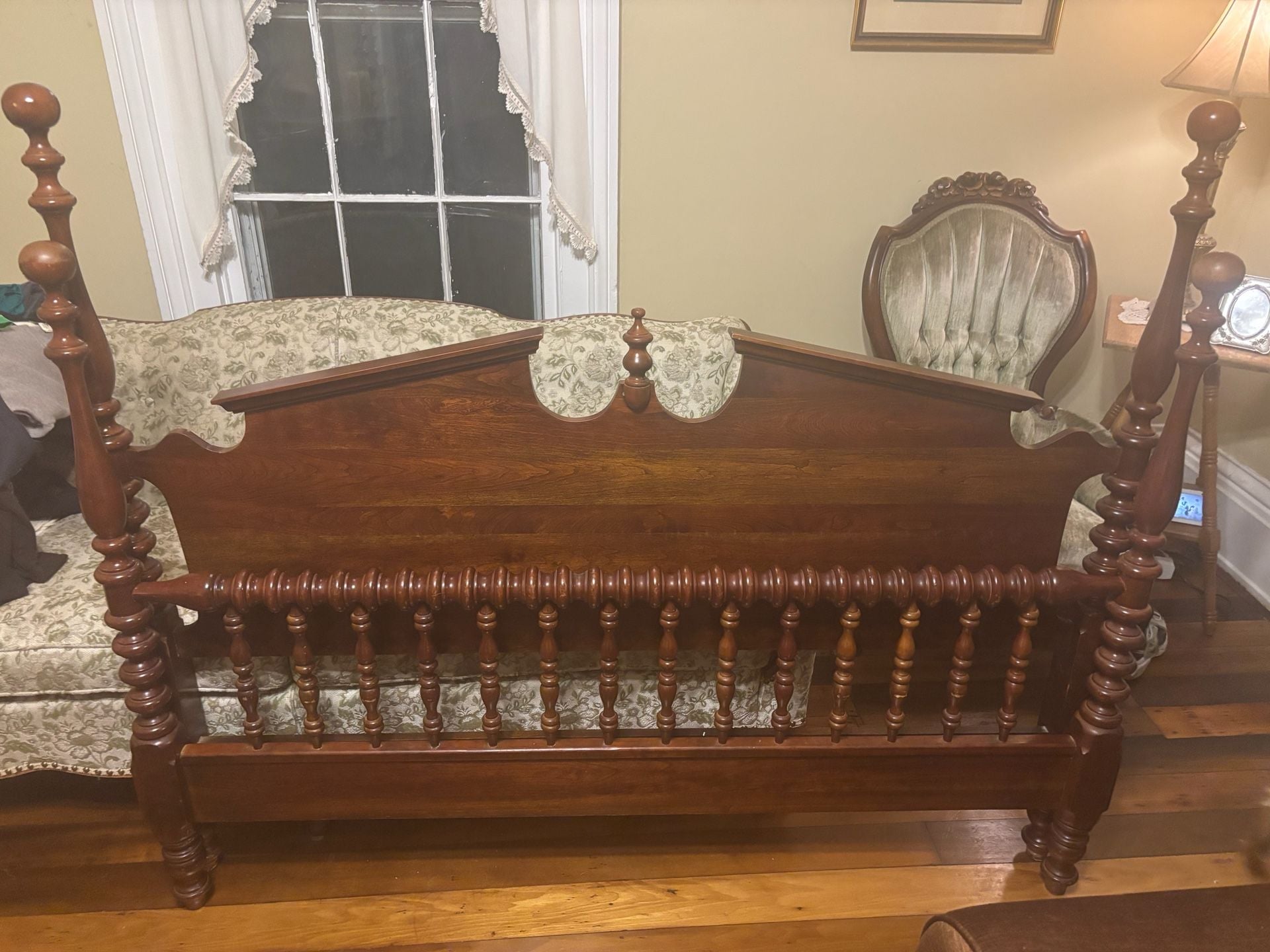 Vintage Queen Size Headboard & Footboard from Colonial Style Four Poster bed 5