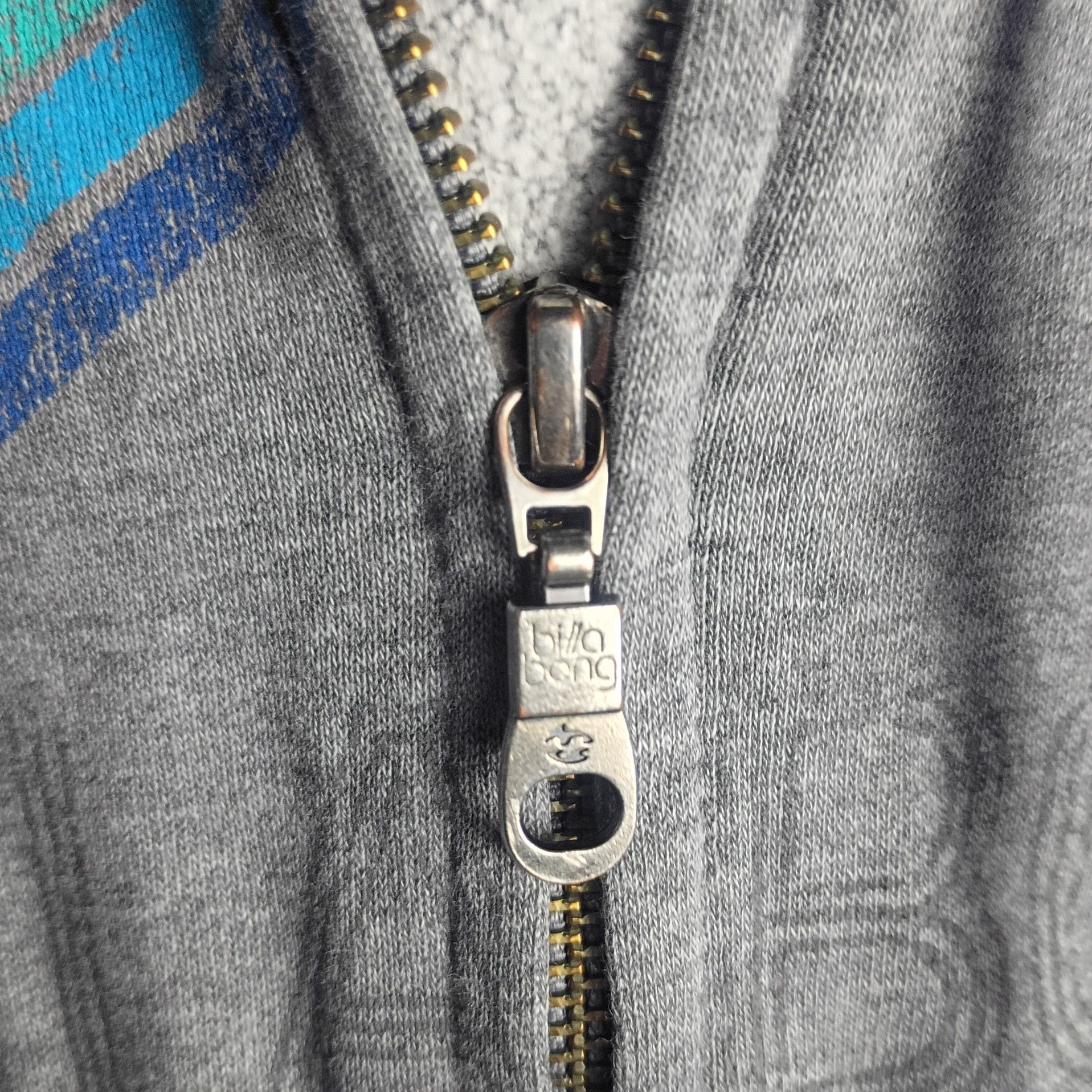Billabong Gray Sherpa Lined Full Zip Hoodie with Rainbow Wave Graphic 9