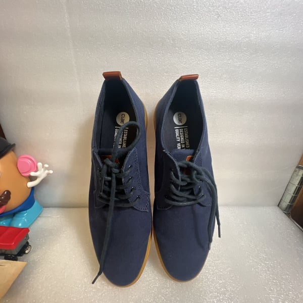 Clae Ellington Textile Deep Navy Canvas Men's Shoes size 9