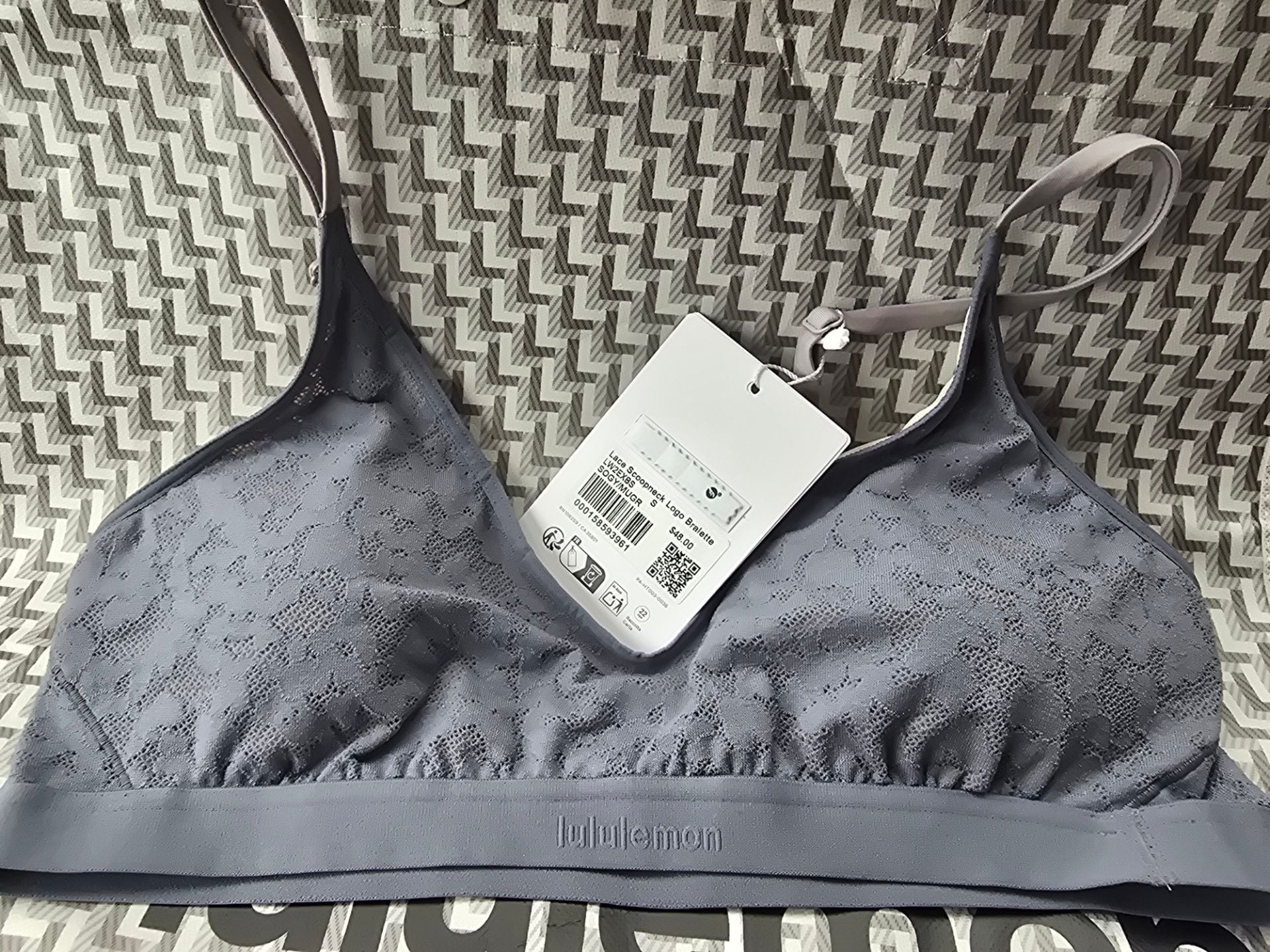 174 Lululemon Soft Stretch Lace Scoopneck Bralette Solar Grey Sz SMALL 4