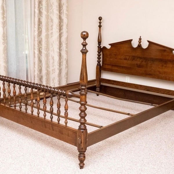 Vintage Queen Size Headboard & Footboard from Colonial Style Four Poster bed
