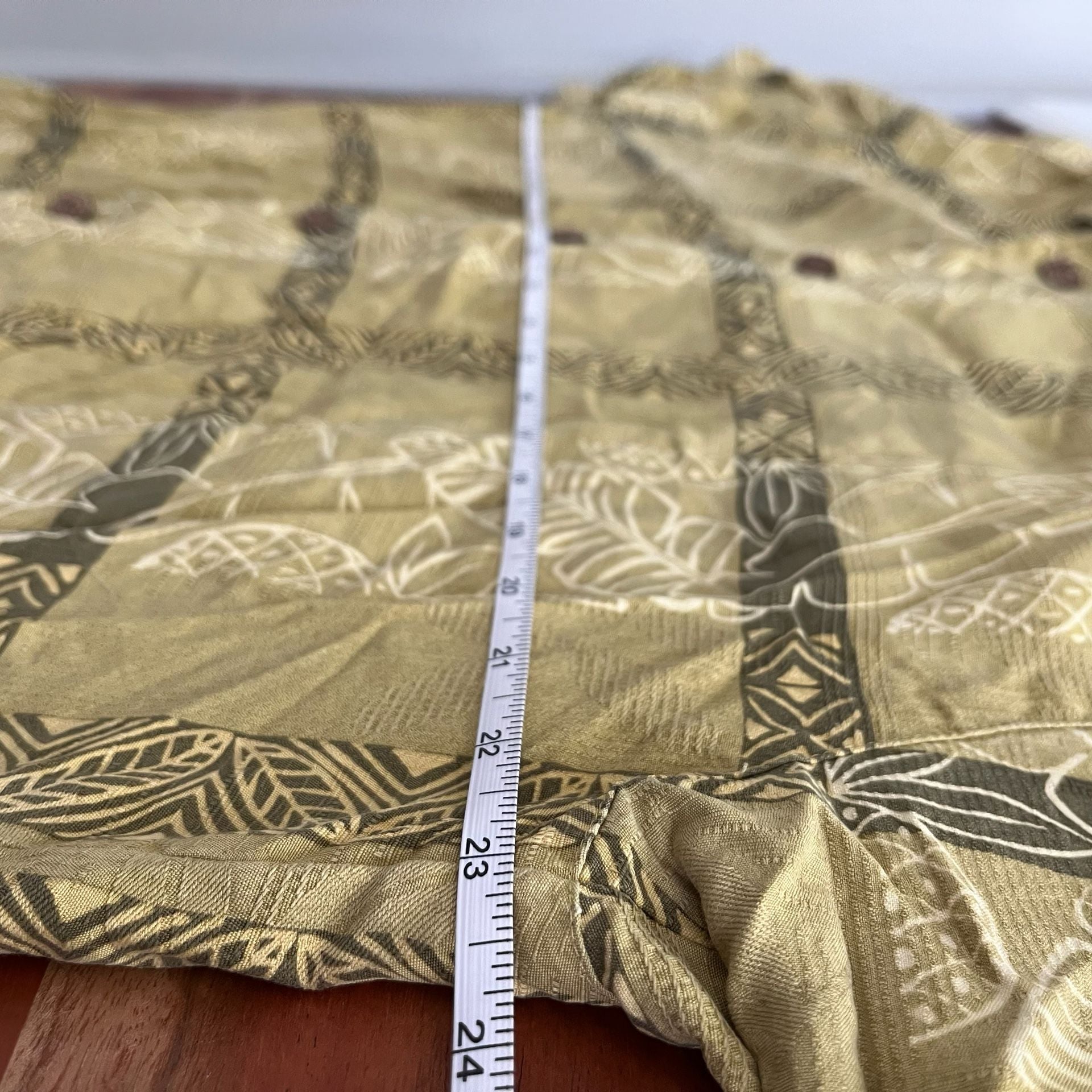 Tommy Bahama 100% Silk Olive Green Tropical Print Button Up Shirt Size Large 4