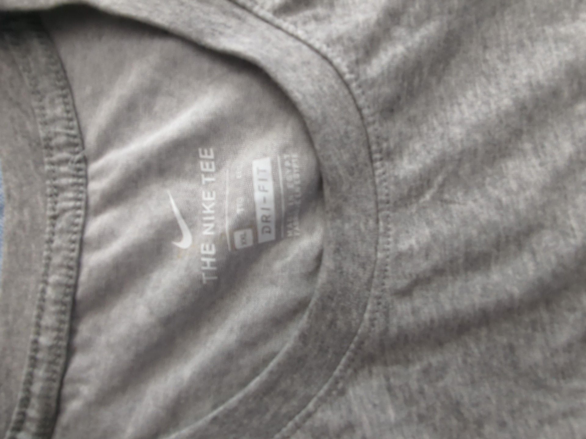 Nike Grey Heather Dri-FIT Swoosh Training T-Shirt 3
