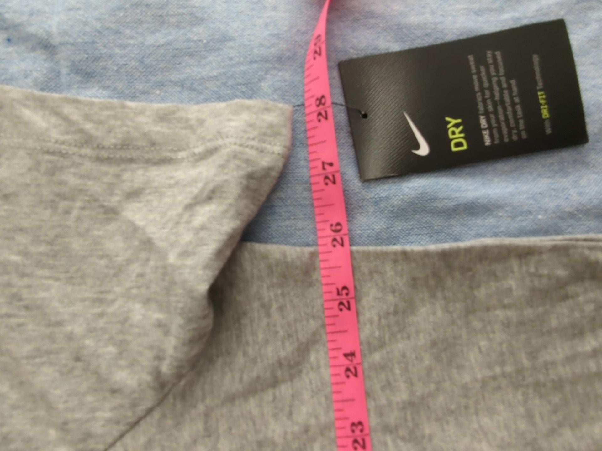Nike Grey Heather Dri-FIT Swoosh Training T-Shirt 6