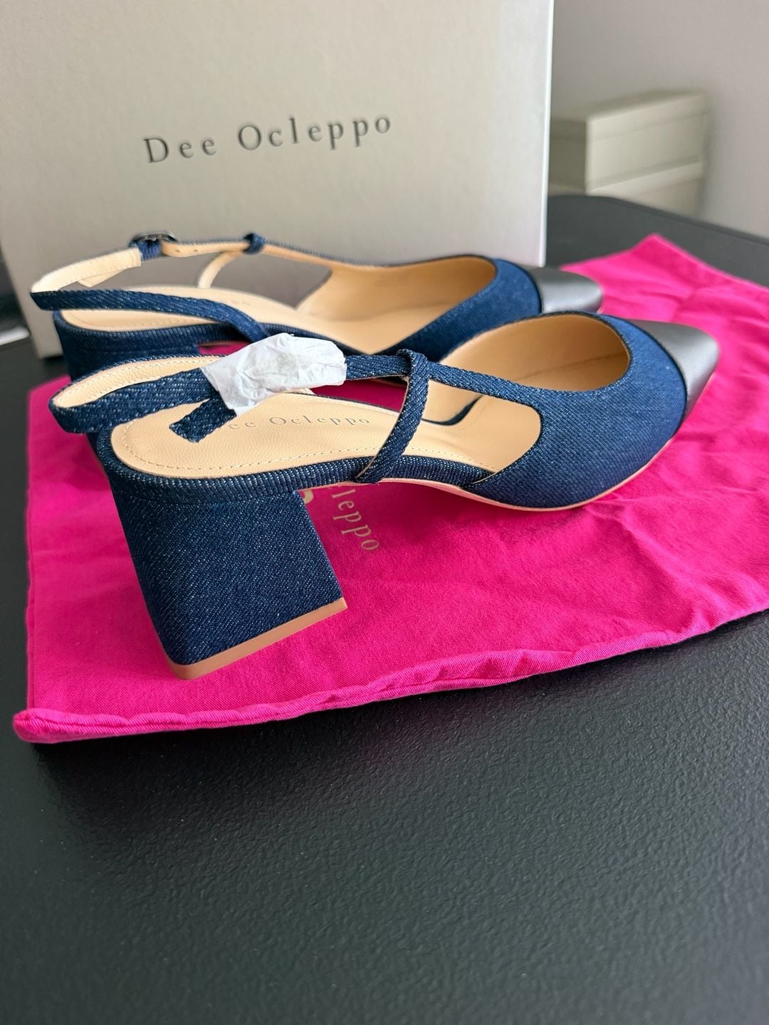 Dee Ocleppo Naples Blue Black Cap Toe Slingback Pumps Size 9 MSRP $295 6