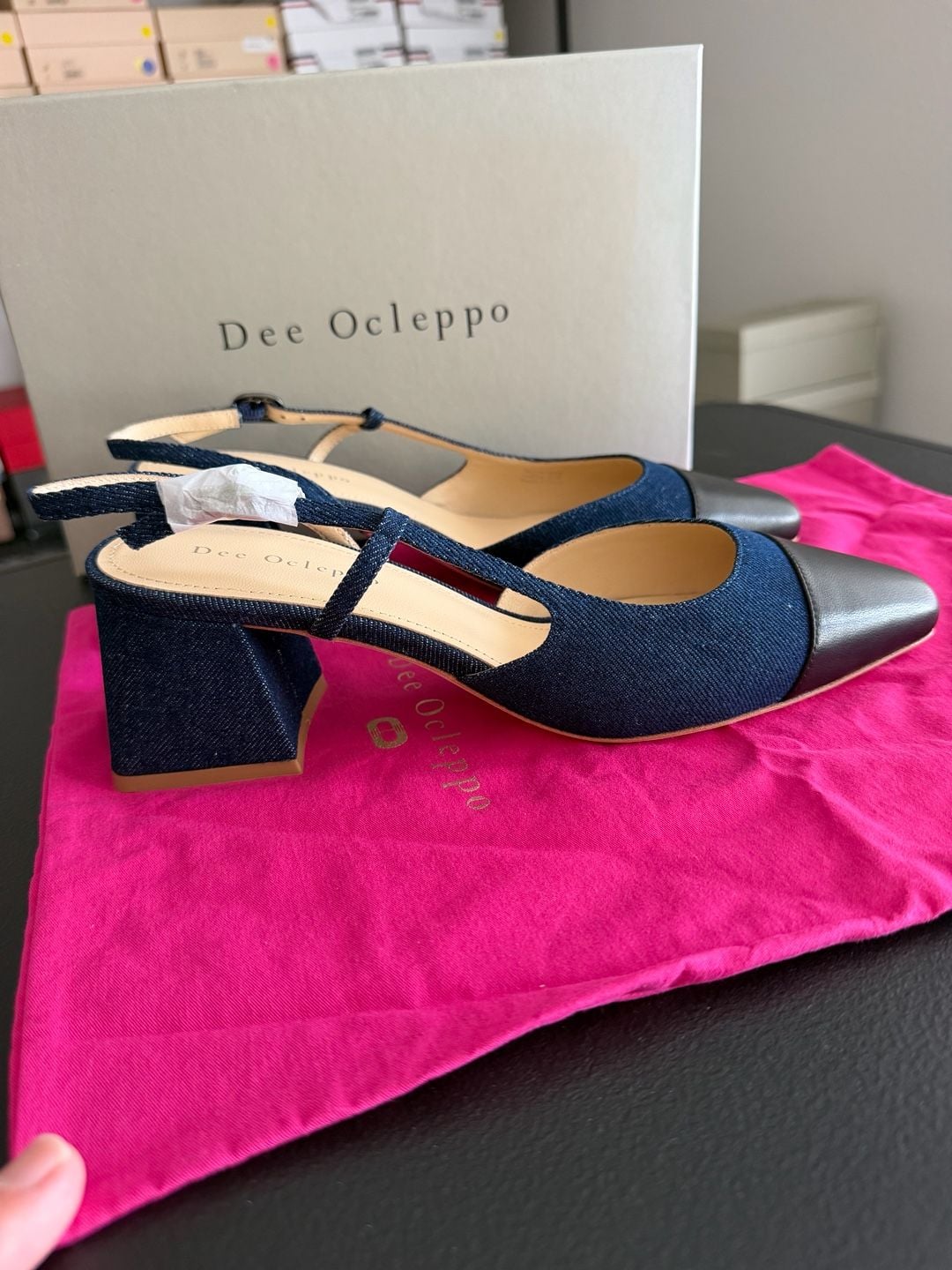 Dee Ocleppo Naples Blue Black Cap Toe Slingback Pumps Size 9 MSRP $295 7