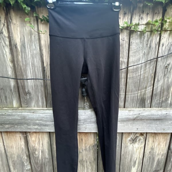 Lululemon Black Align High-Rise Nulu Workout Yoga Leggings Size 4