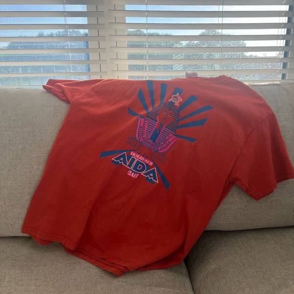 Vintage Hanes Beefy-T Red Giuseppe Verdi Aida Opera Graphic T-Shirt Adult Large