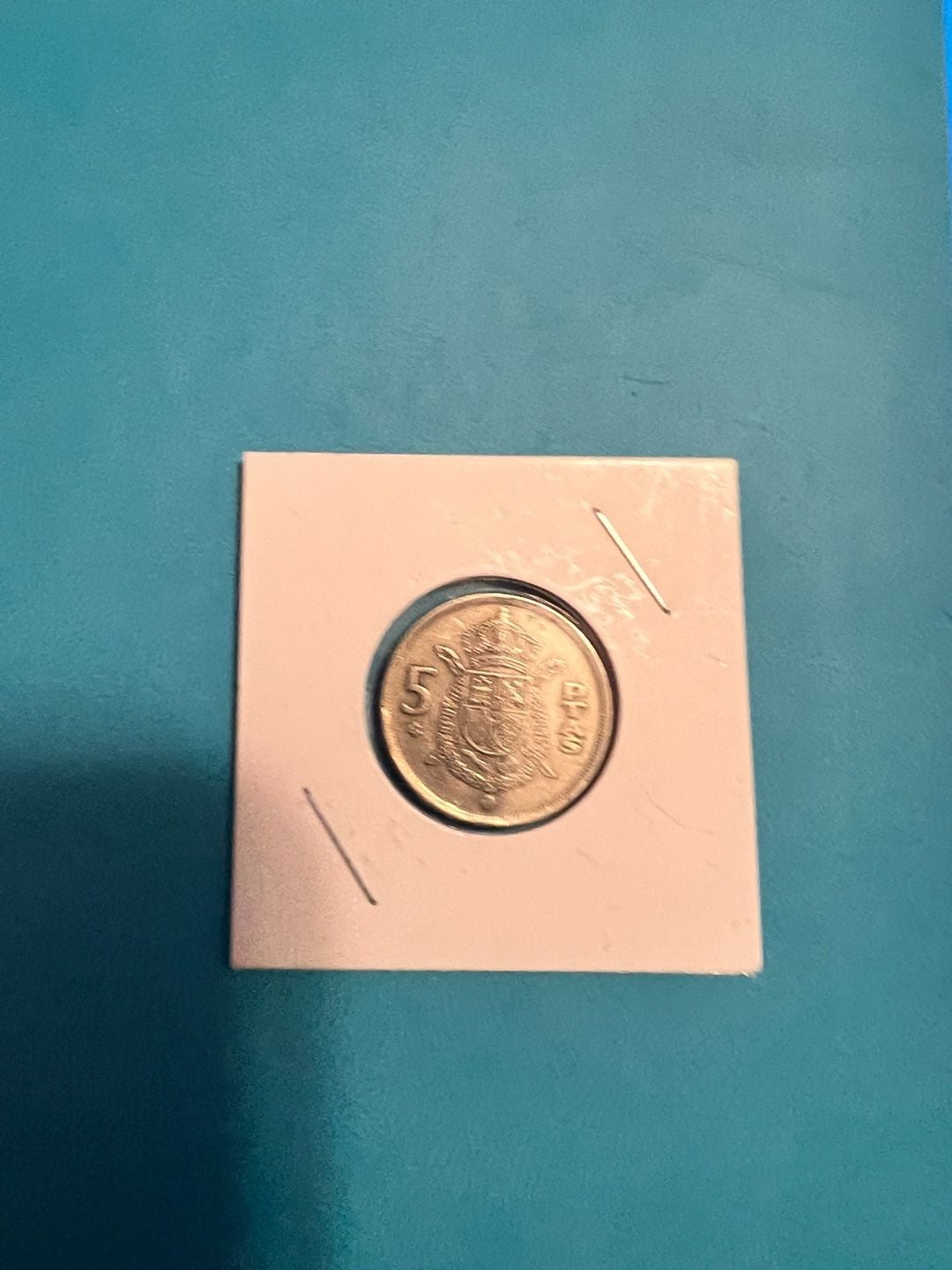 Spain 5 Pesetas Coin Juan Carlos I 1975 2