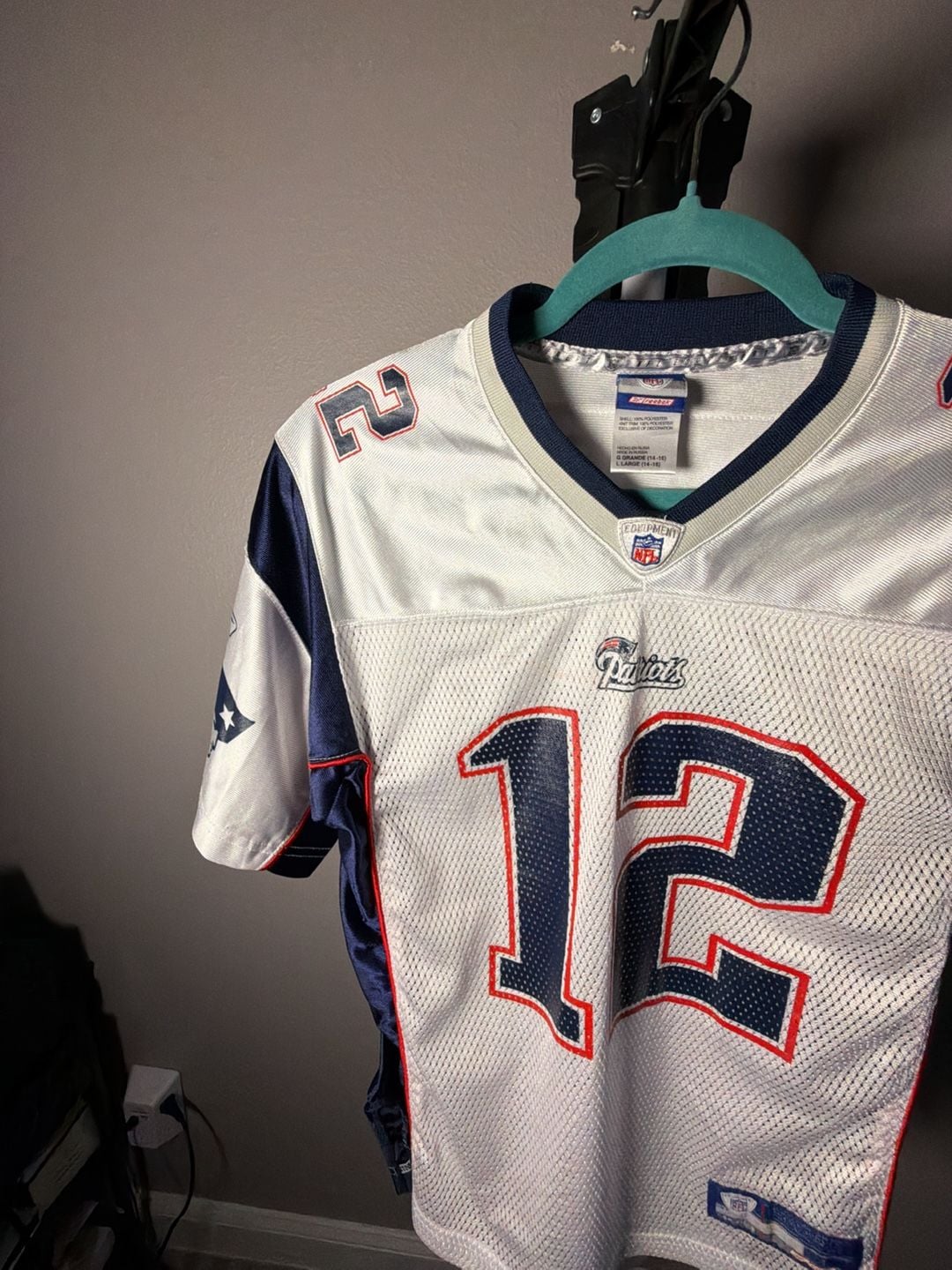 Reebok Tom Brady #12 New England Patriots White Away NFL Jersey Youth Size Large (14-16) 5