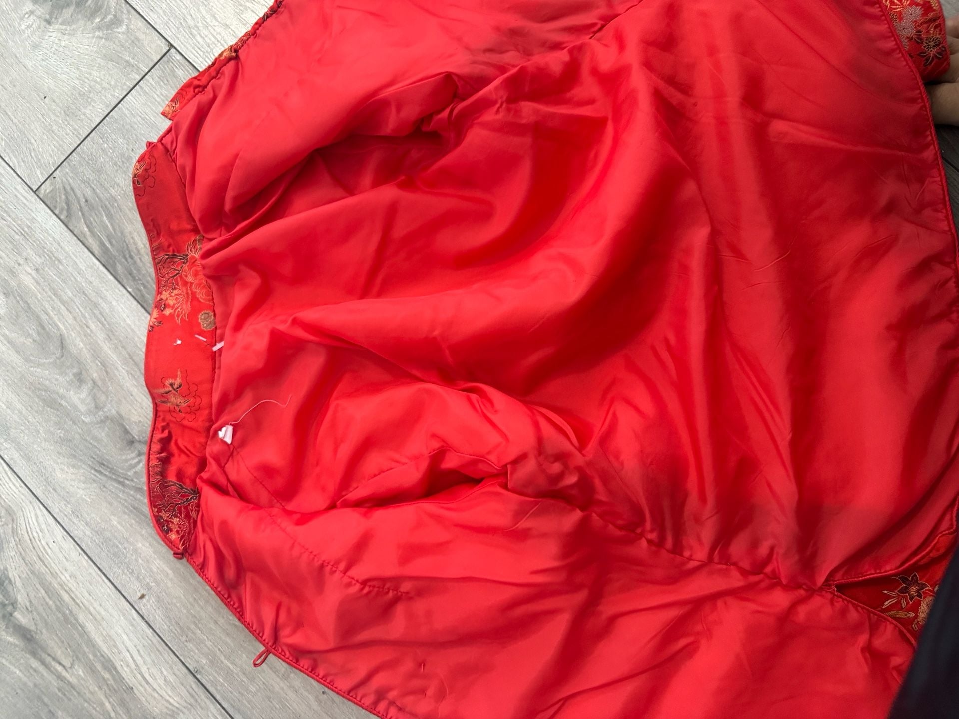 Vintage  Red Brocade Silk Floral Frog Closure Mandarin Collar Jacket 12