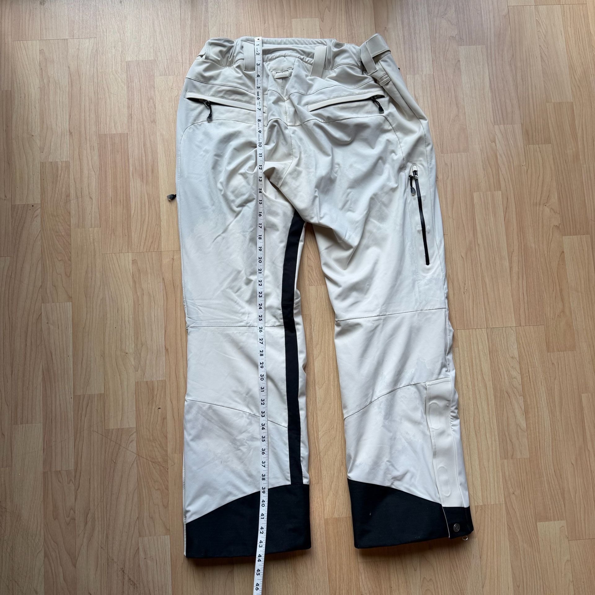 Bogner Fire + Ice Beige and Black Ski Snowboard Pants 17