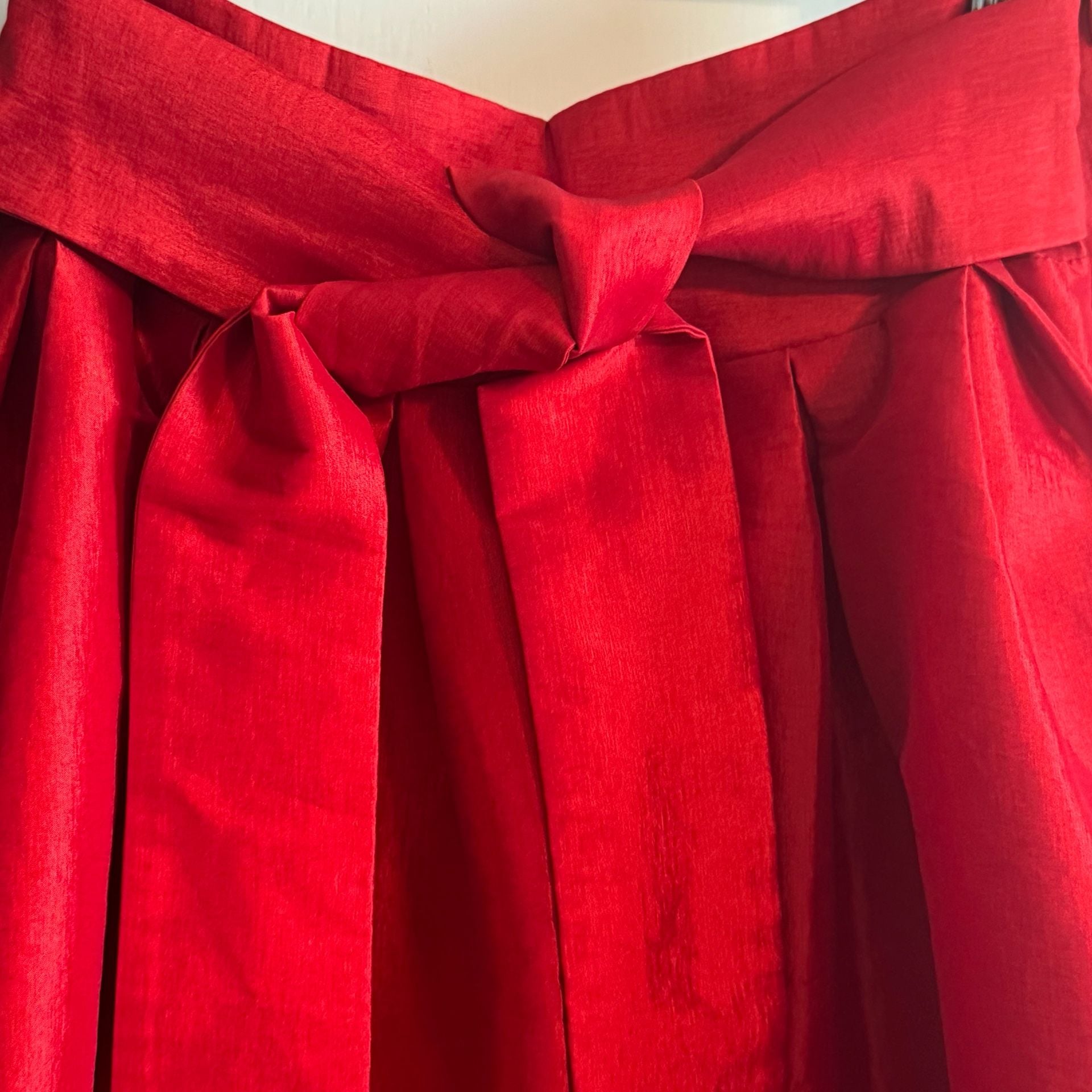 Haute Monde Women’s XL Red Satin High Low Skirt Pleated Tie Waist Holiday Party 8