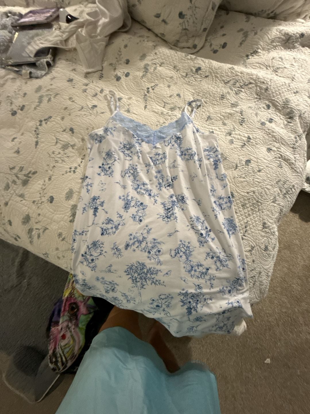 Joyspun Women's Dreamy Soft Collection Lace Front Knit Chemise Nightgown White Blue Toile 2