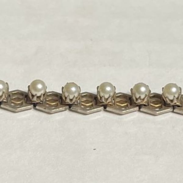 Vintage Art Deco Geometric Faux Pearl Metal Link Bracelet