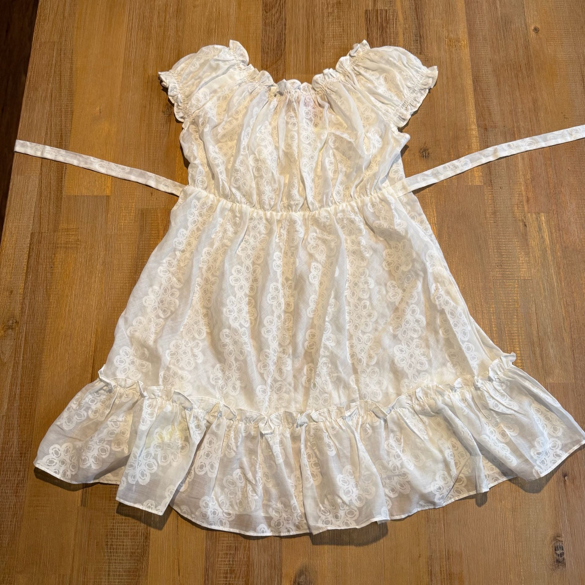 Betsey Johnson Intimates White Floral Embroider Ruffle Chemise w/ Yellow Bows S 3