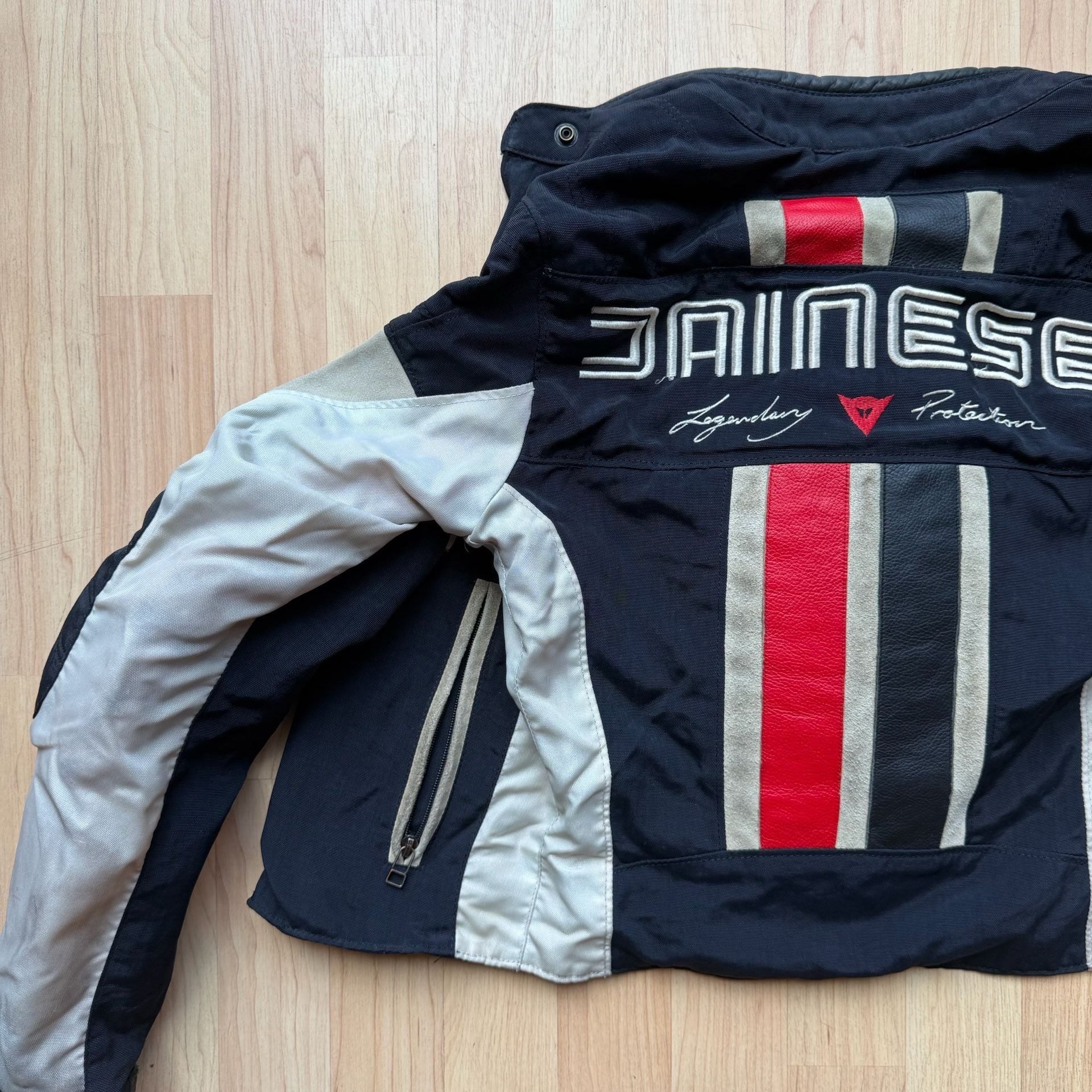 Dainese Y2K Vintage Motorcycle Jacket Black White Red Leather Italian EU 40 8