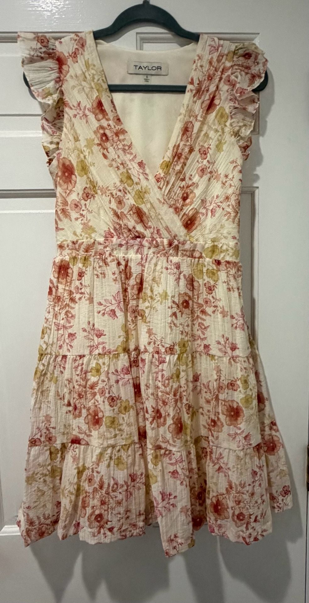 Gen Z ChicCowgirl coquette Taylor Floral Ruffle Cap Sleeve V-Neck Tiered Mini Dress 2