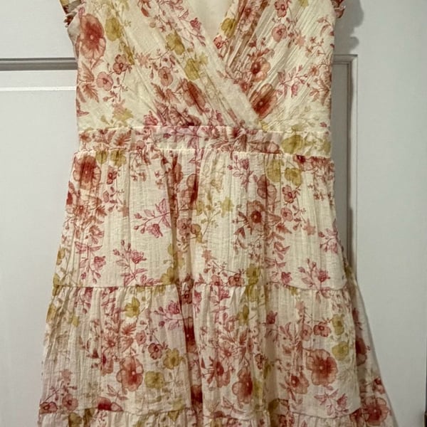 Gen Z ChicCowgirl coquette Taylor Floral Ruffle Cap Sleeve V-Neck Tiered Mini Dress