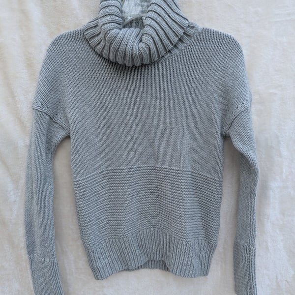 Gap Women's Extra Small Gray Ribbed Turtleneck Sweater