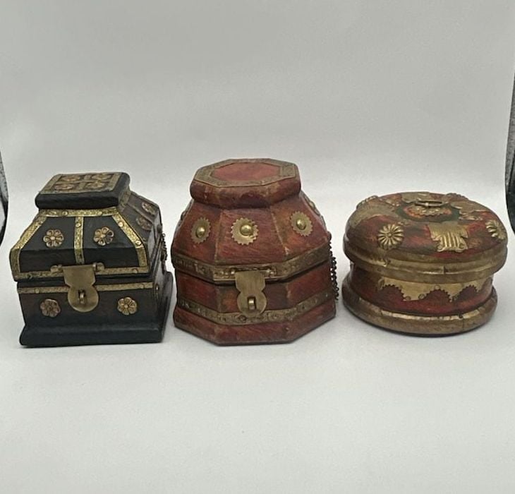Vintage Wooden Trinket and Jewelry Boxes Set of 3 1