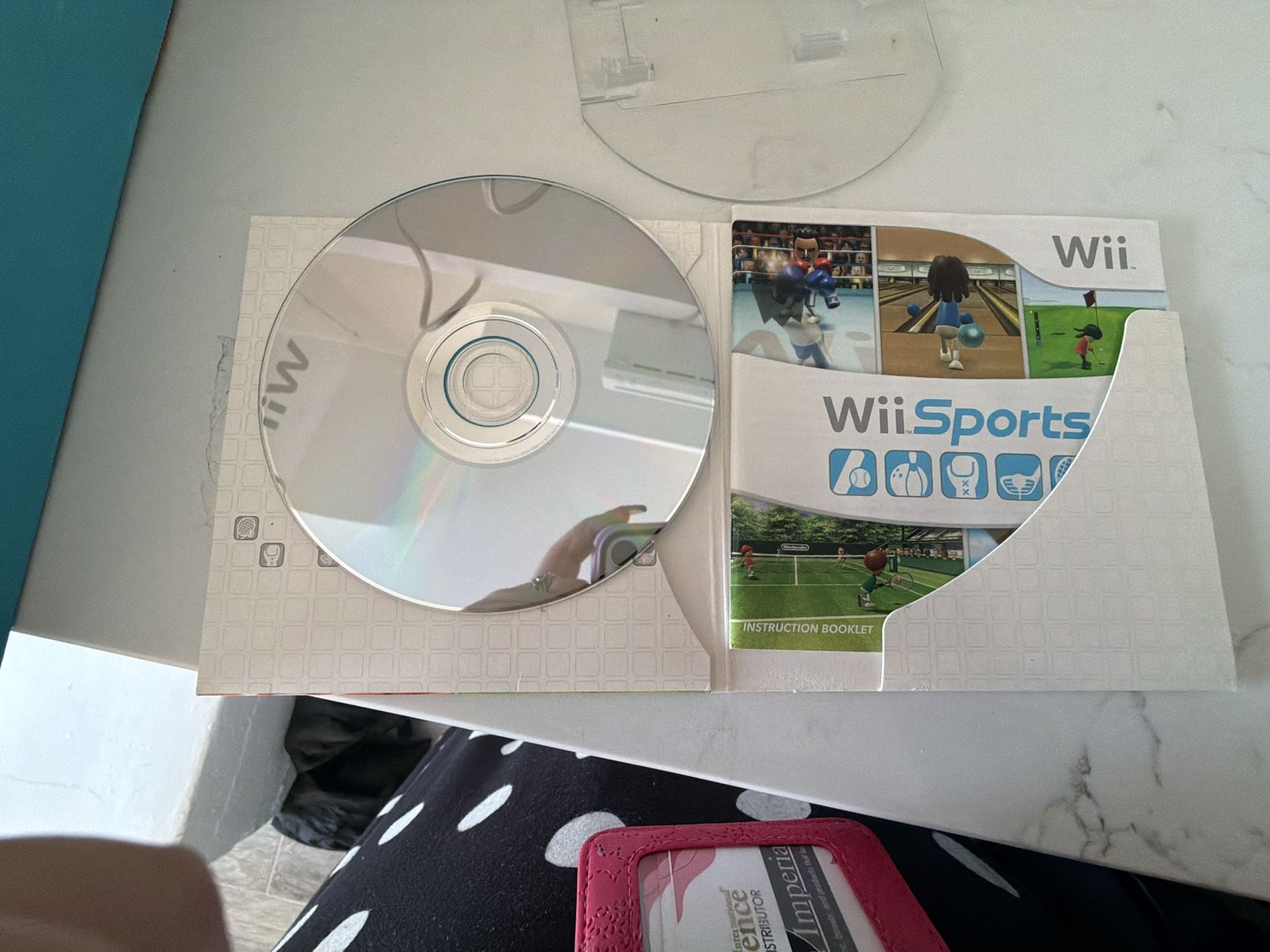 Nintendo Wii White Console Bundle with Wii Sports, Controllers, and Cables 1