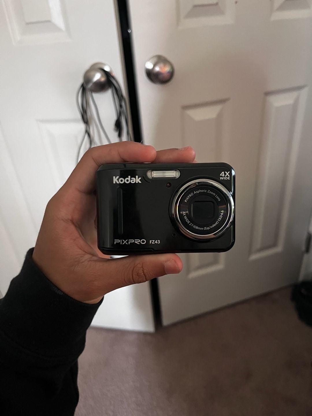 Kodak PIXPRO FZ43 Friendly Zoom Digital Camera Black 1