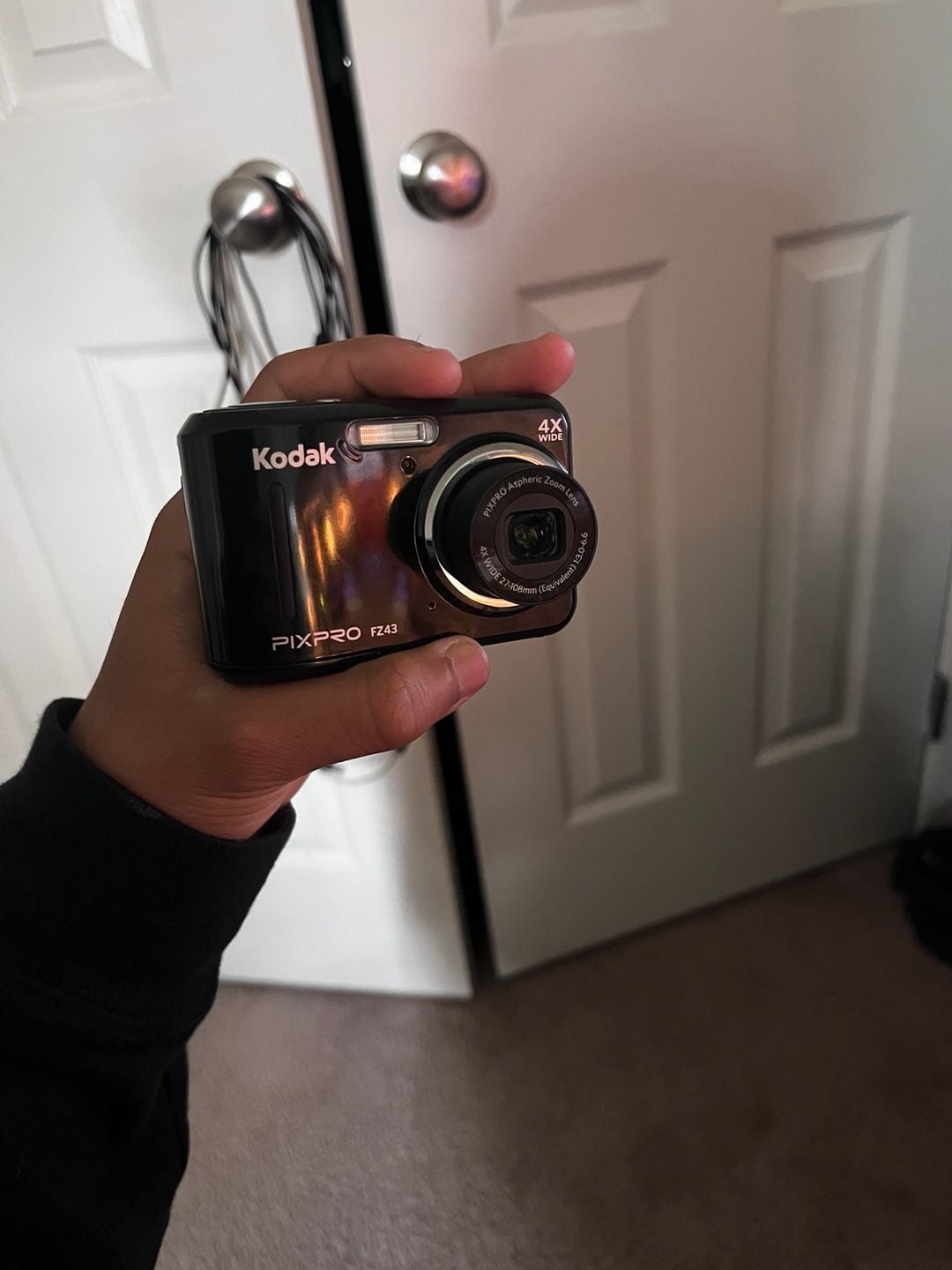 Kodak PIXPRO FZ43 Friendly Zoom Digital Camera Black 3