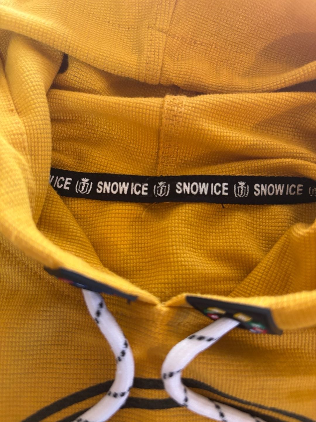 Snow Ice Yellow Short Sleeve Hooded Sweatshirt With Graphic Print 6