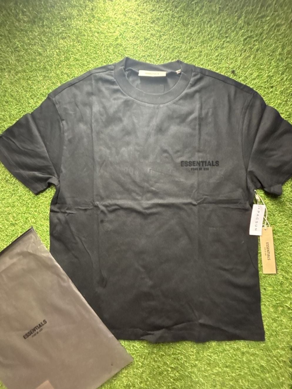 Essentials Fear of God Short Sleeve Crew Neck T-Shirt in Stretch Limo 3
