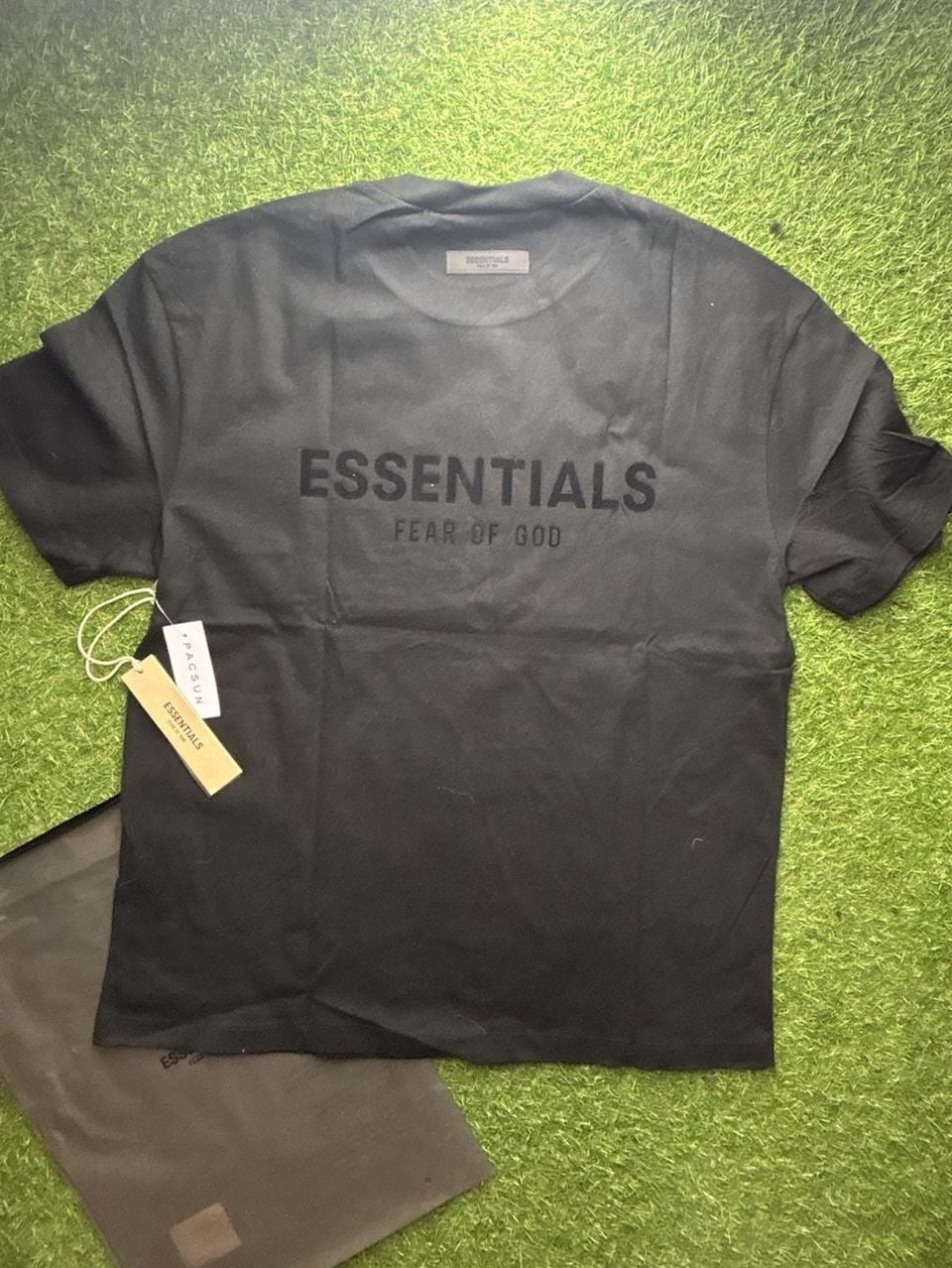Essentials Fear of God Short Sleeve Crew Neck T-Shirt in Stretch Limo 6
