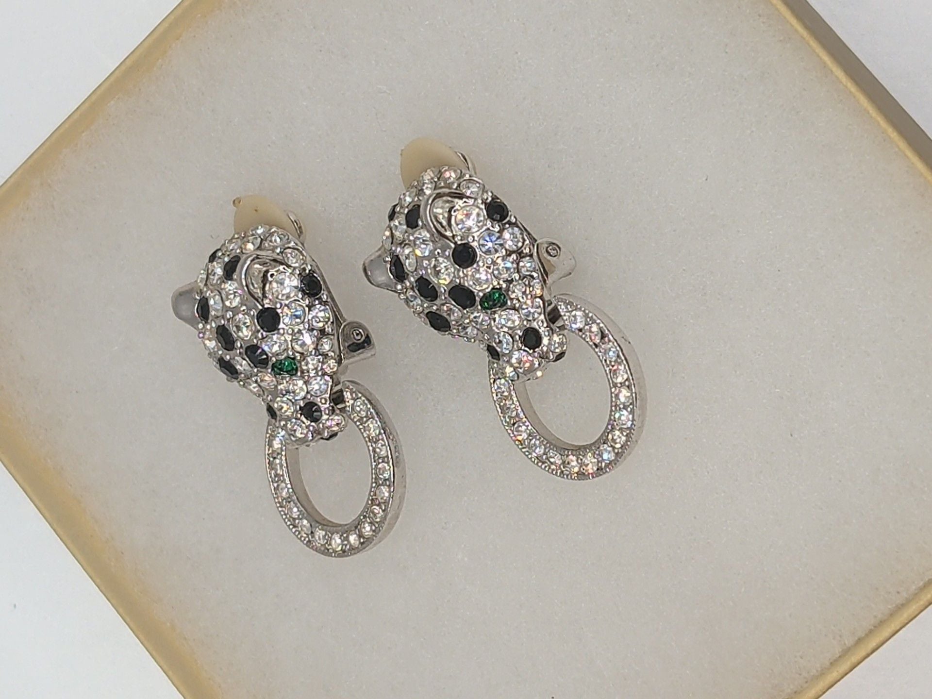 Kenneth Jay Lane Pave Crystal Leopard Panther Green Eyes Clip On Earrings 7