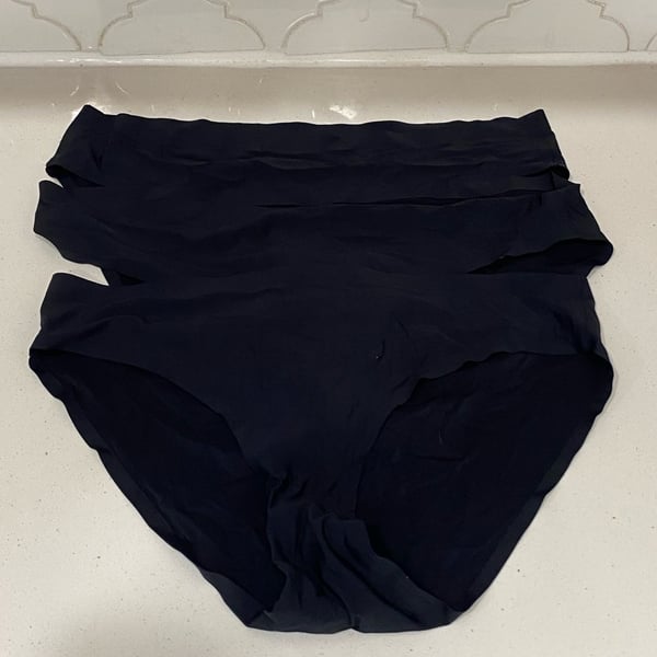 Women's Black Strappy High-Waisted Seamless Briefs Size XL