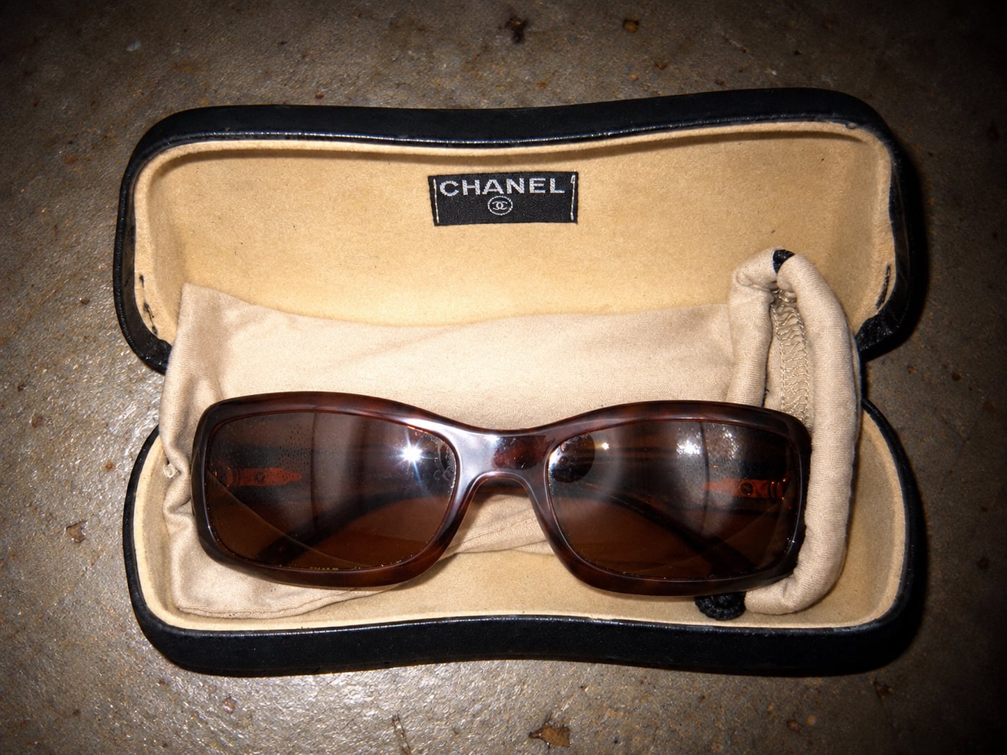 Chanel Tortoise Shell Rectangular Sunglasses with Case 11