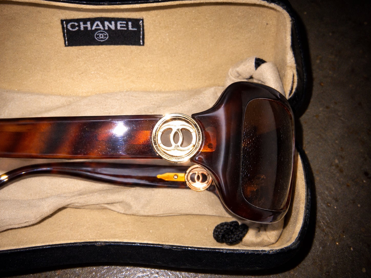 Chanel Tortoise Shell Rectangular Sunglasses with Case 12