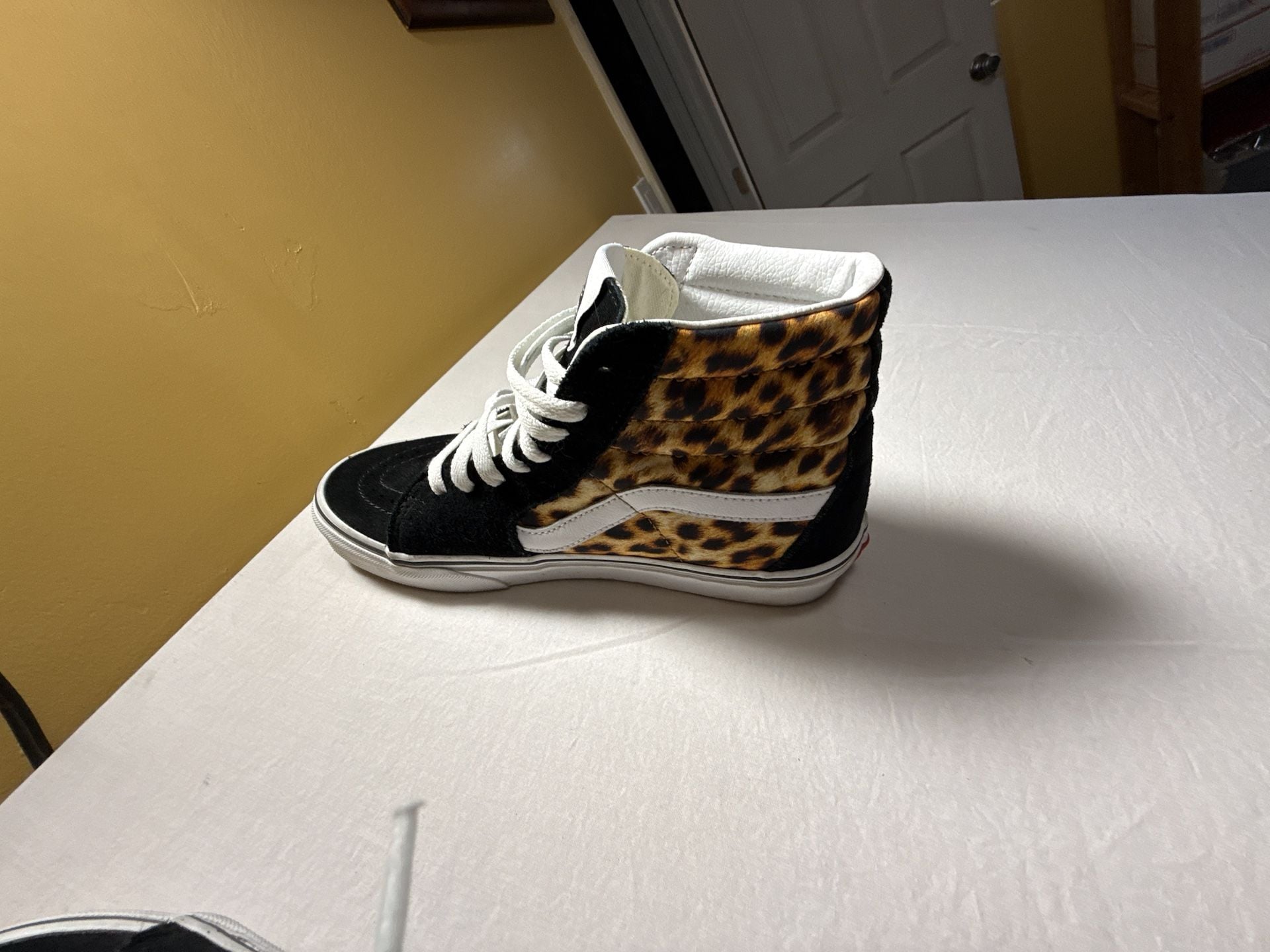 Vans Sk8-Hi Leopard Print Black Suede High Top Skate Shoes 7
