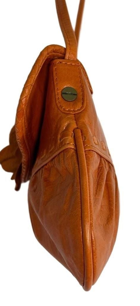 Y2K MINT Junior Drake Orange Leather 3-D Rose Flower Shoulder Bag, Collectible
9