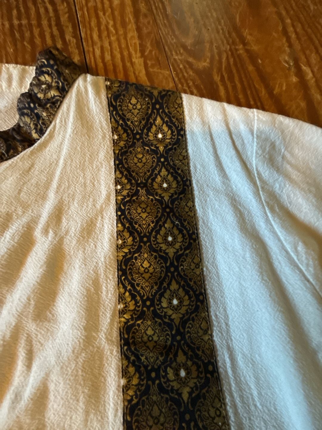 Thai Traditional Cotton Hippie Nehru Shirt with Gold Brocade Trim 5