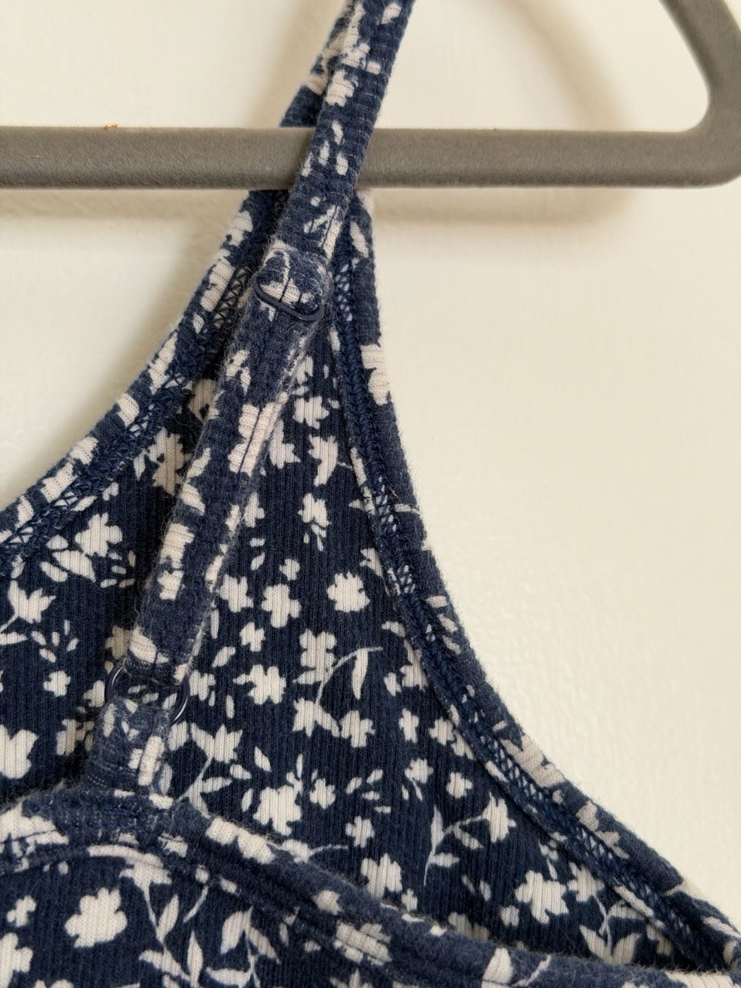 Old Navy Blue Ditsy Floral Fitted Dress Adjustable Spaghetti Strap 4