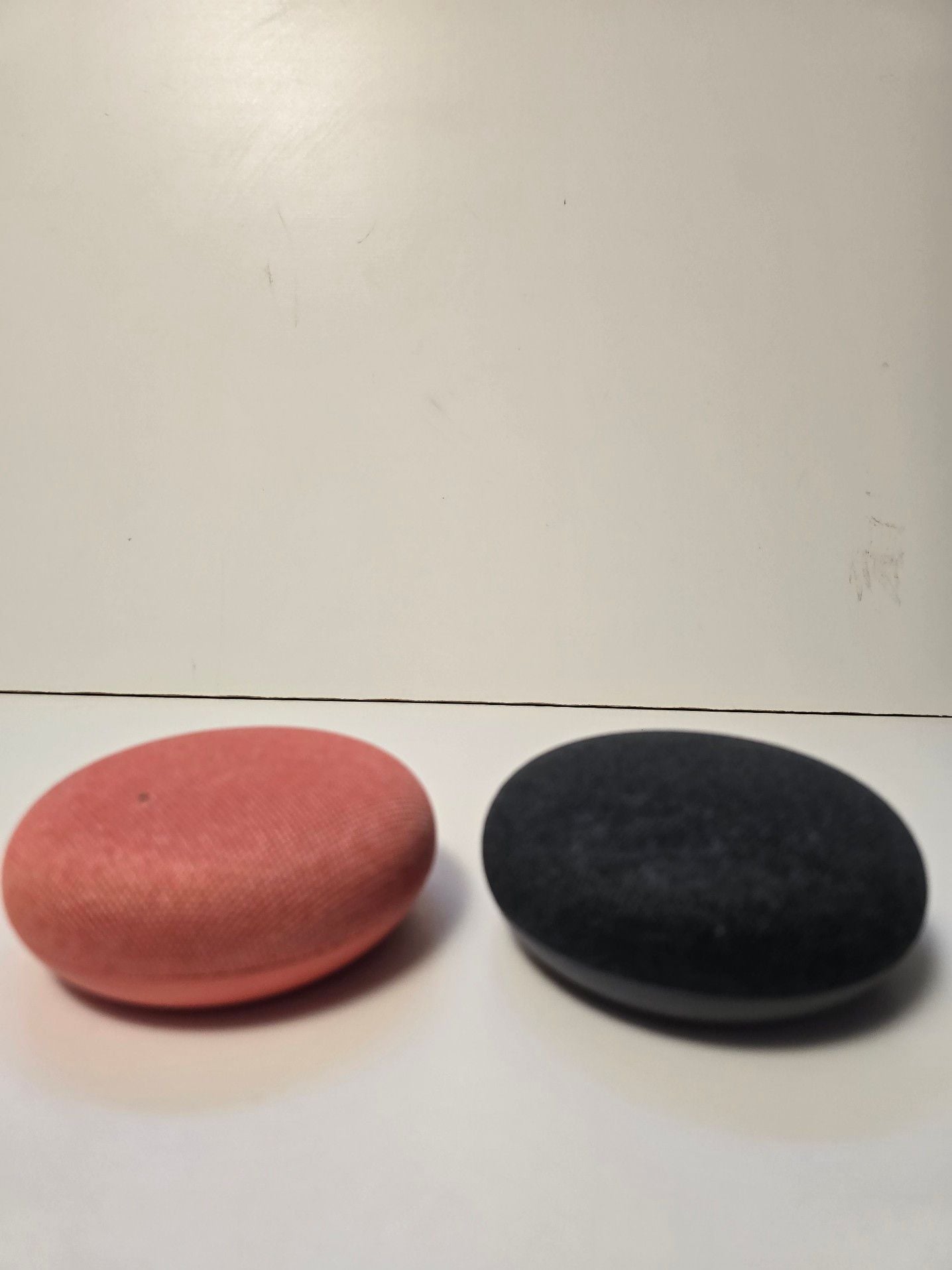 Google Nest Mini Smart Speaker Bundle with Power Adapter 1