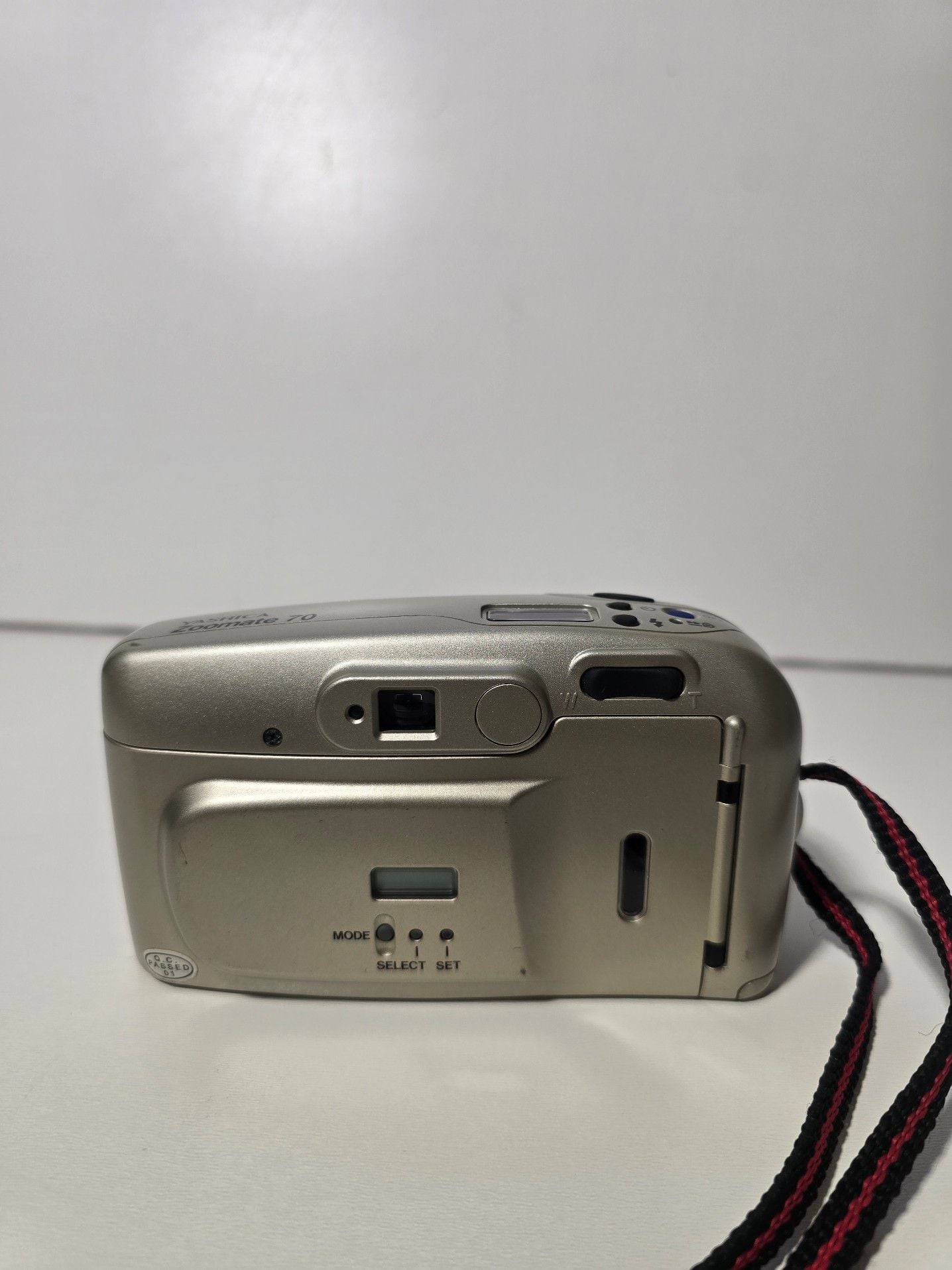 Kyocera Yashica Zoomate 70 35mm Point and Shoot Film Camera 4