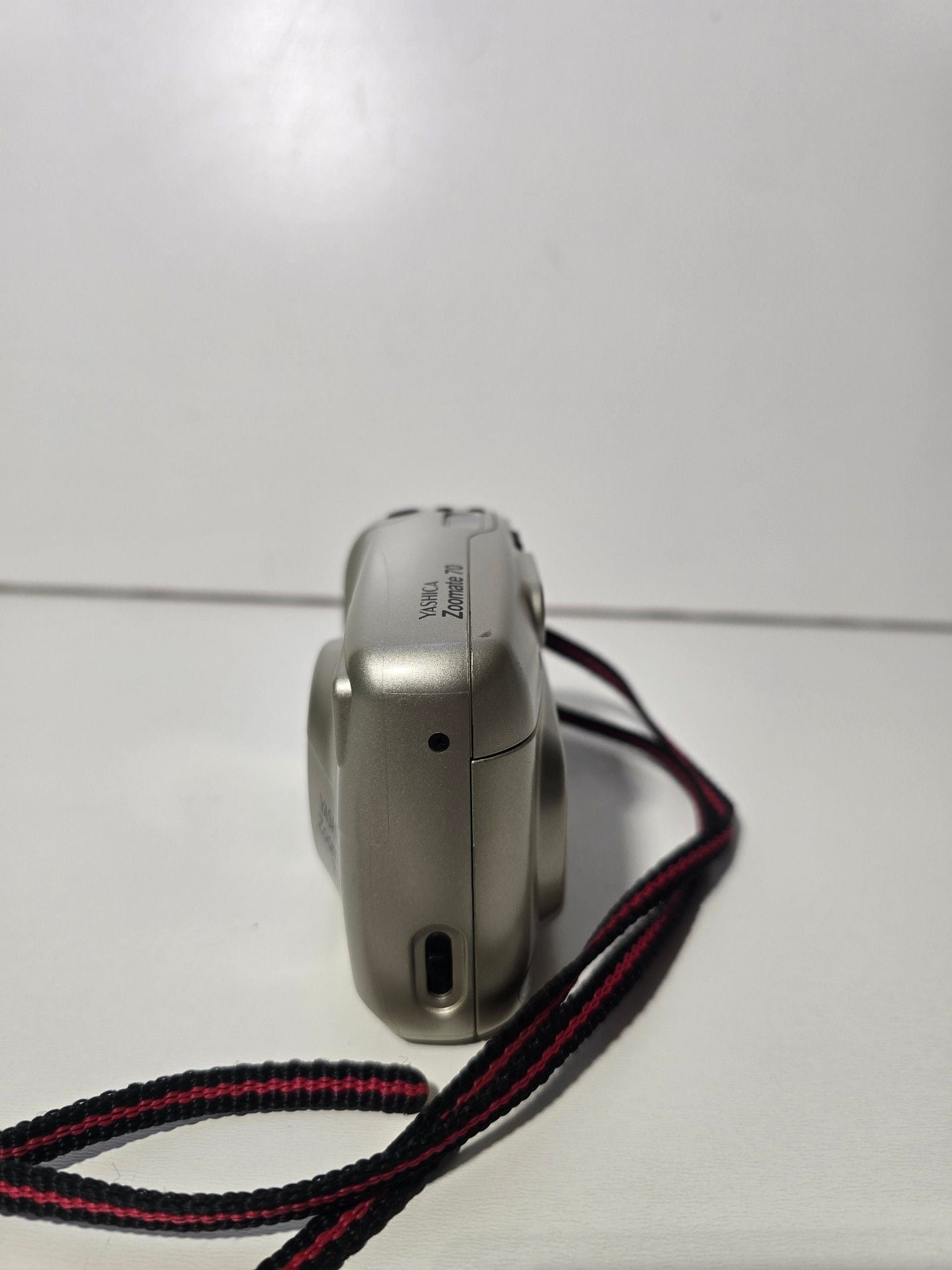 Kyocera Yashica Zoomate 70 35mm Point and Shoot Film Camera 5