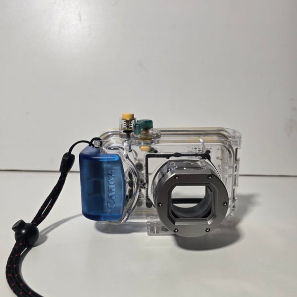 Canon WP-DC15 Underwater Waterproof Housing Case for Digital Camera