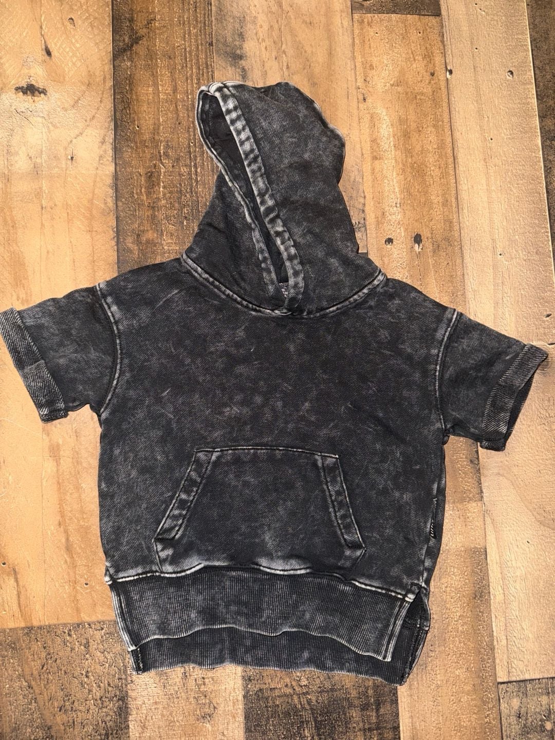 Size 18-24m Little bipsy Black Acid Wash Short Sleeve Hoodie and Shorts 2