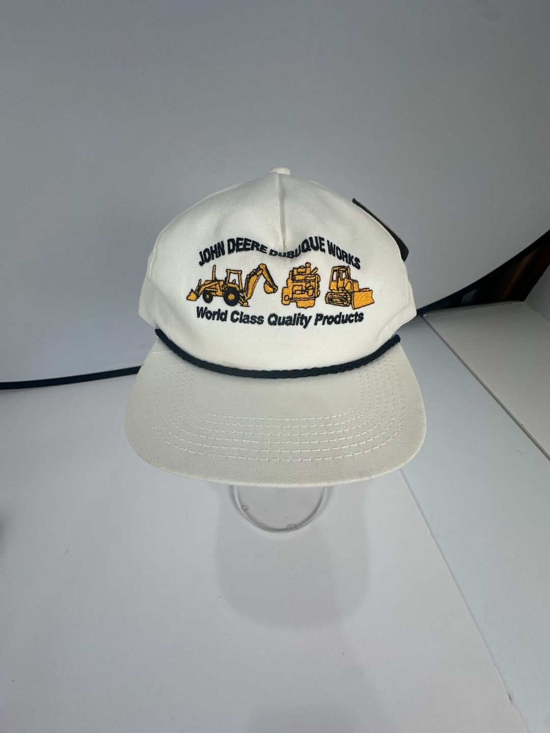 Vintage John Deere Dubuque Works Hat NWT White World Class Snapback Cap 2