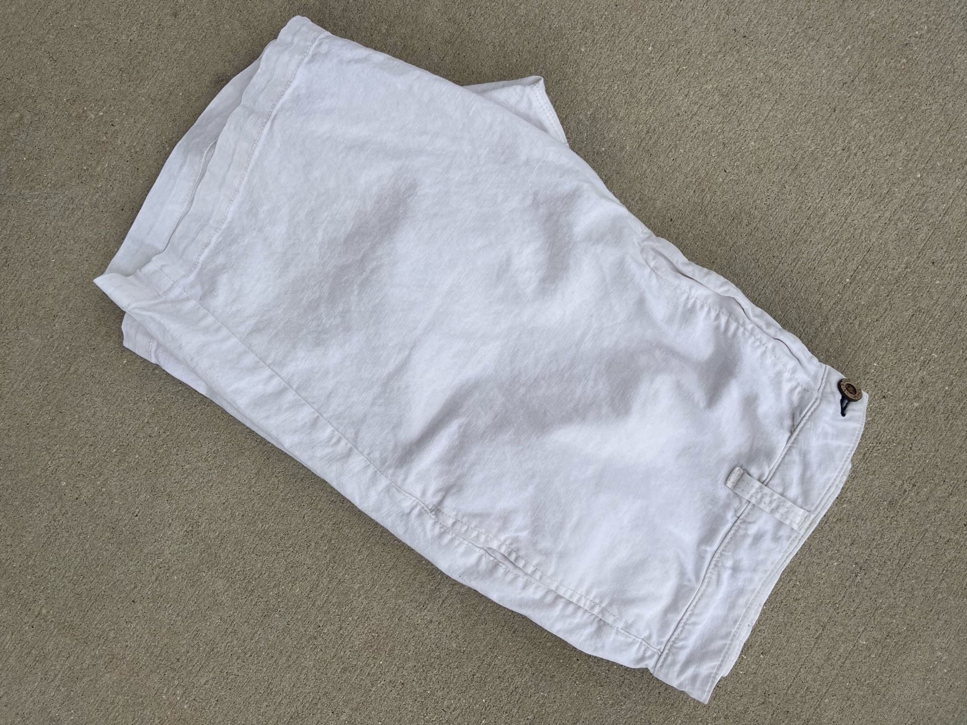 Taylor Vintage Greenwich 9 Inseam Slim Fit White Shorts 38 waist 7