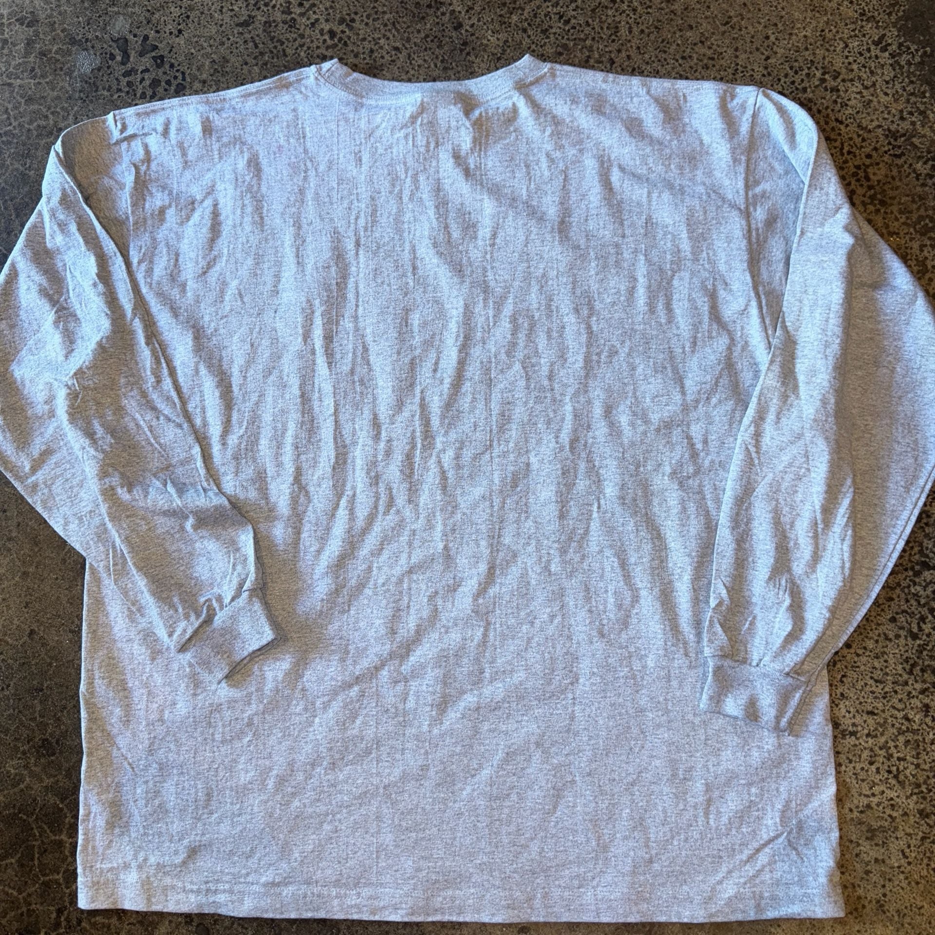 Vintage 00s Apple Gray Long Sleeve T-Shirt with Gradient Apple Logo Size XXL 6