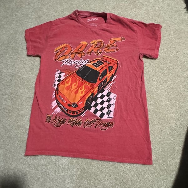 D.A.R.E. Racing Flame Car Graphic T-Shirt Red S/P