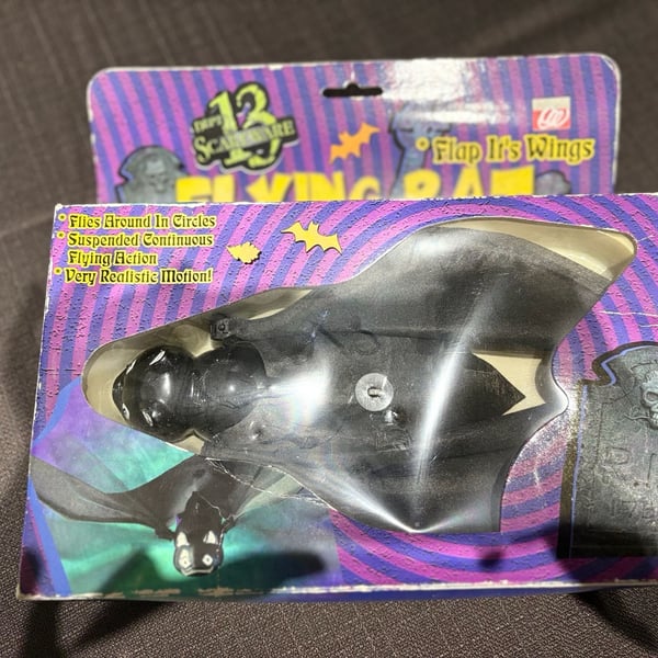 Vintage Dept 13 Gemmy Hanging Flying Bat Halloween Animated Prop Decor Decor
